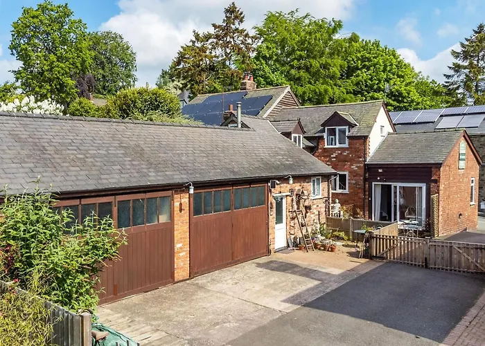 The Coach House- Uk45660